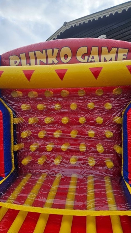 Plinko game